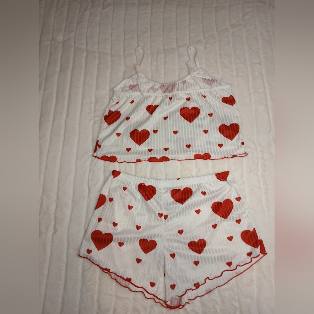 Heart Print Pajama Set | Tagged XL (Fits Small) - Picture 3 of 11